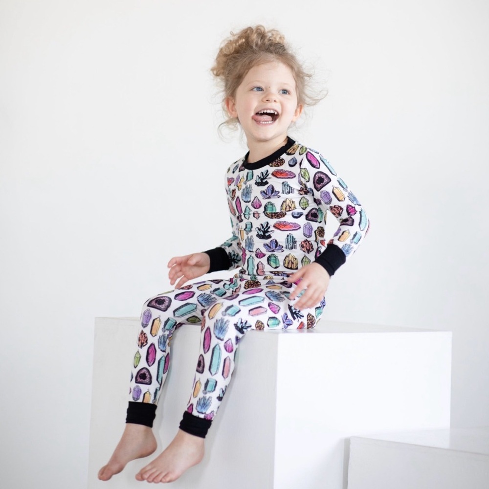RARE Sz 10y NWT Peregrine Kidswear Crystals 2 piece bamboo pajamas gemstones